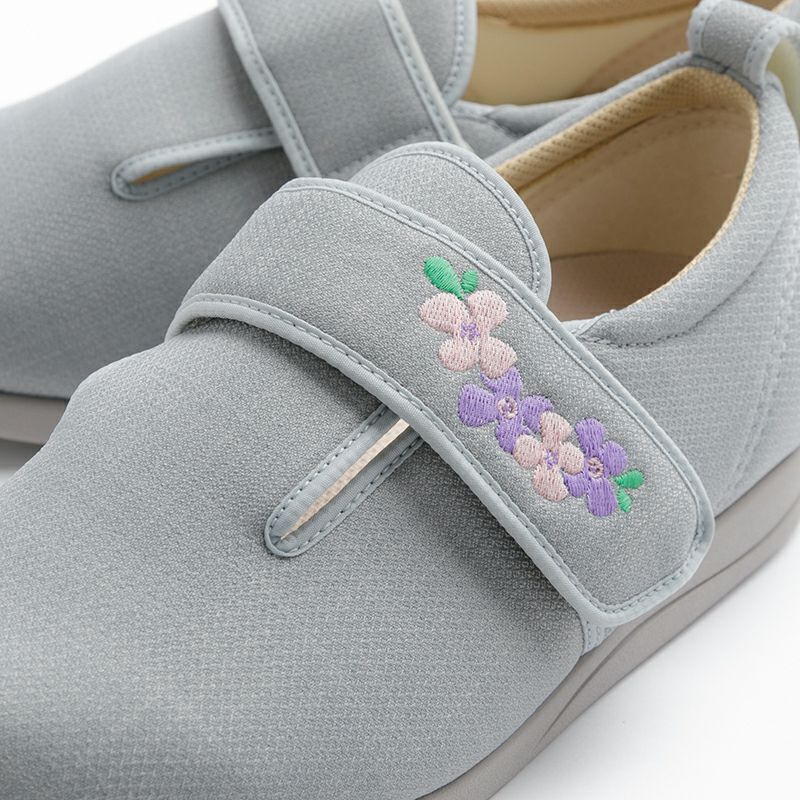 公式限定 花柄刺繍サービス （対象商品限定） | あゆみシューズ